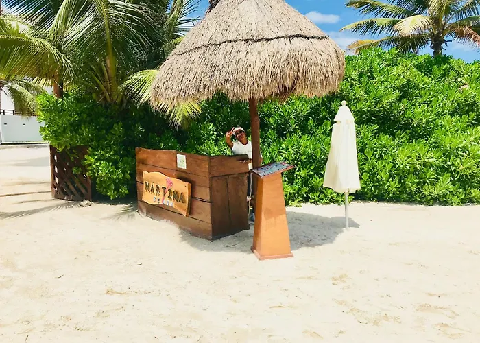 Condohotel 5th Avenue Basic Pensión Playa del Carmen